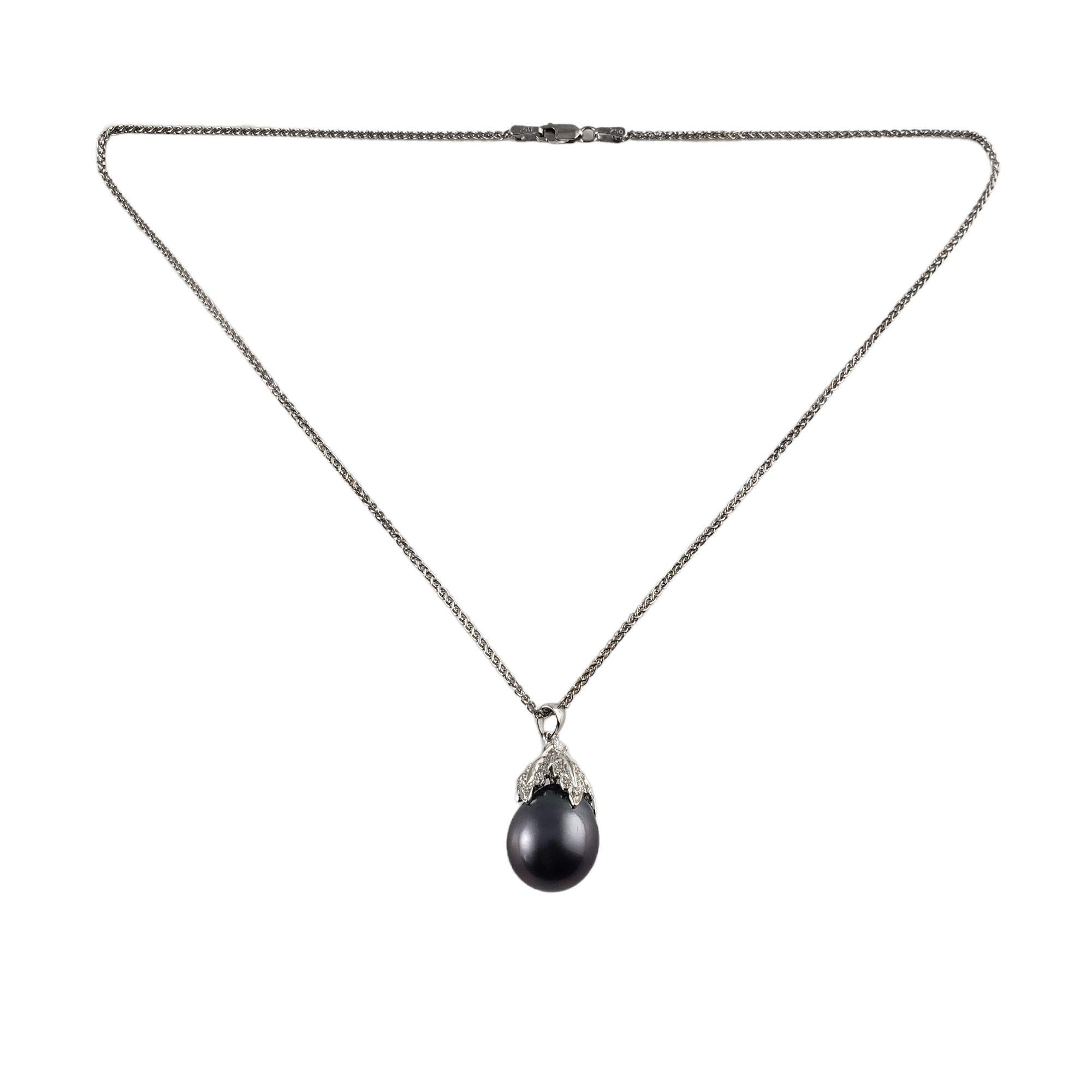 Women's 18 Karat White Gold Tahitian Pearl and Diamond Pendant Necklace #13701 For Sale