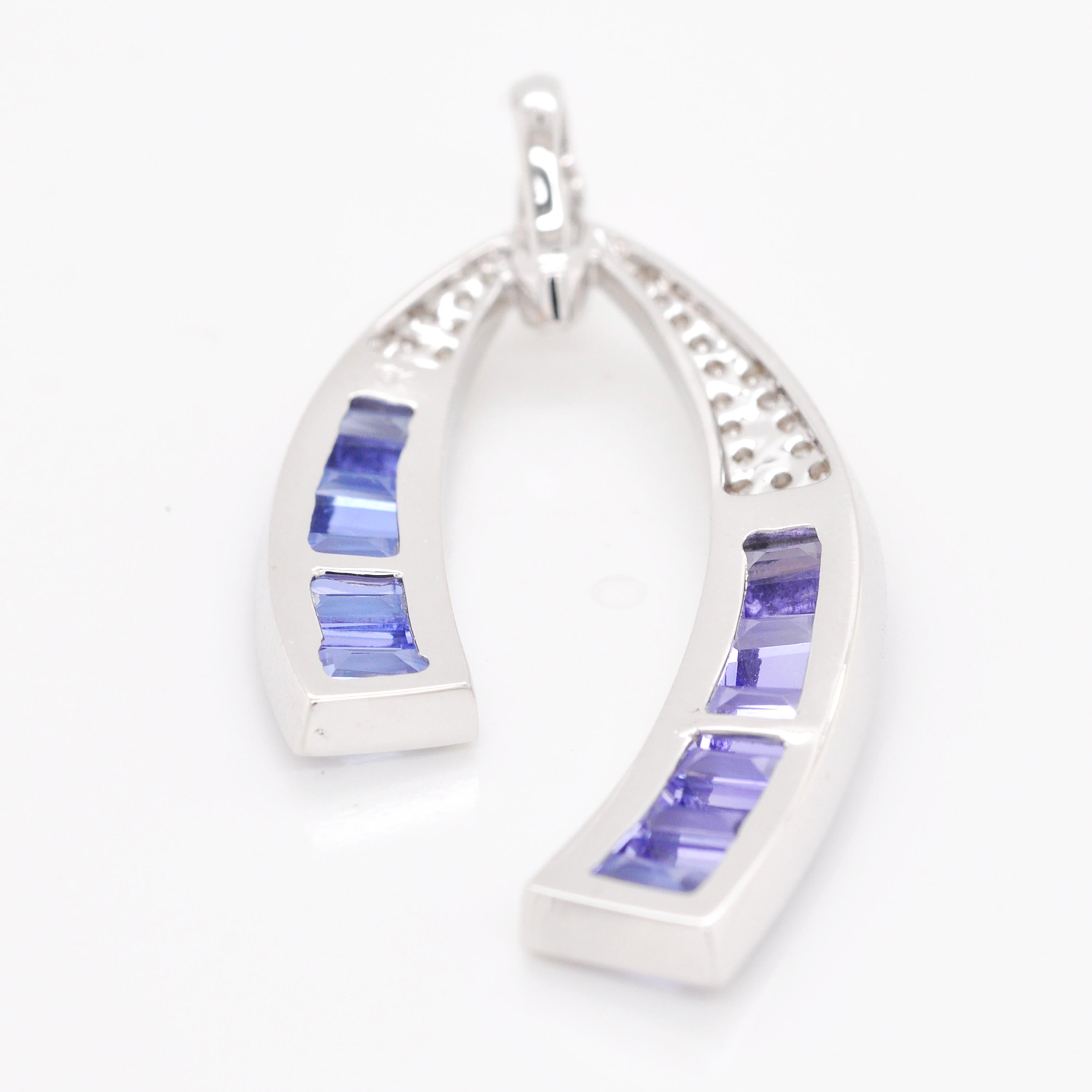 18 Karat White Gold Tanzanite Taper Baguette Diamond Horseshoe Pendant Necklace For Sale 4
