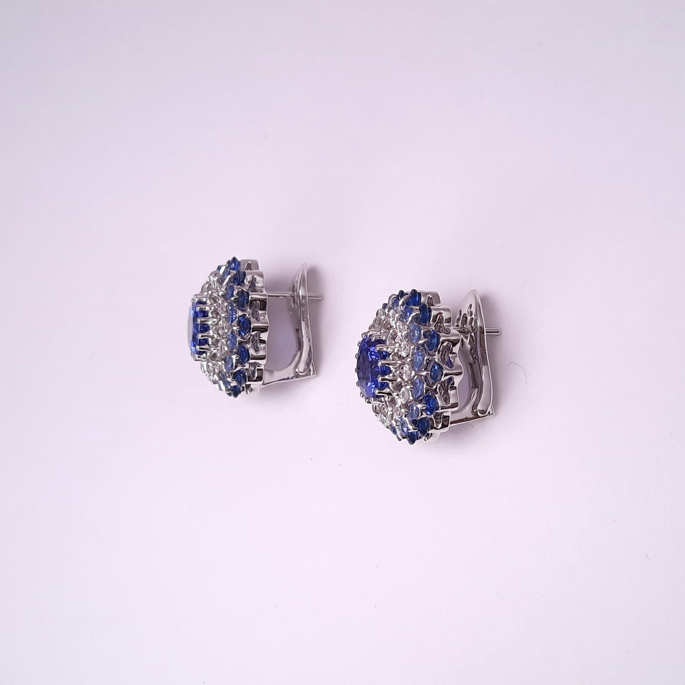 Contemporary 18 Karat White Gold Tanzanite Diamond Sapphire Earrings For Sale