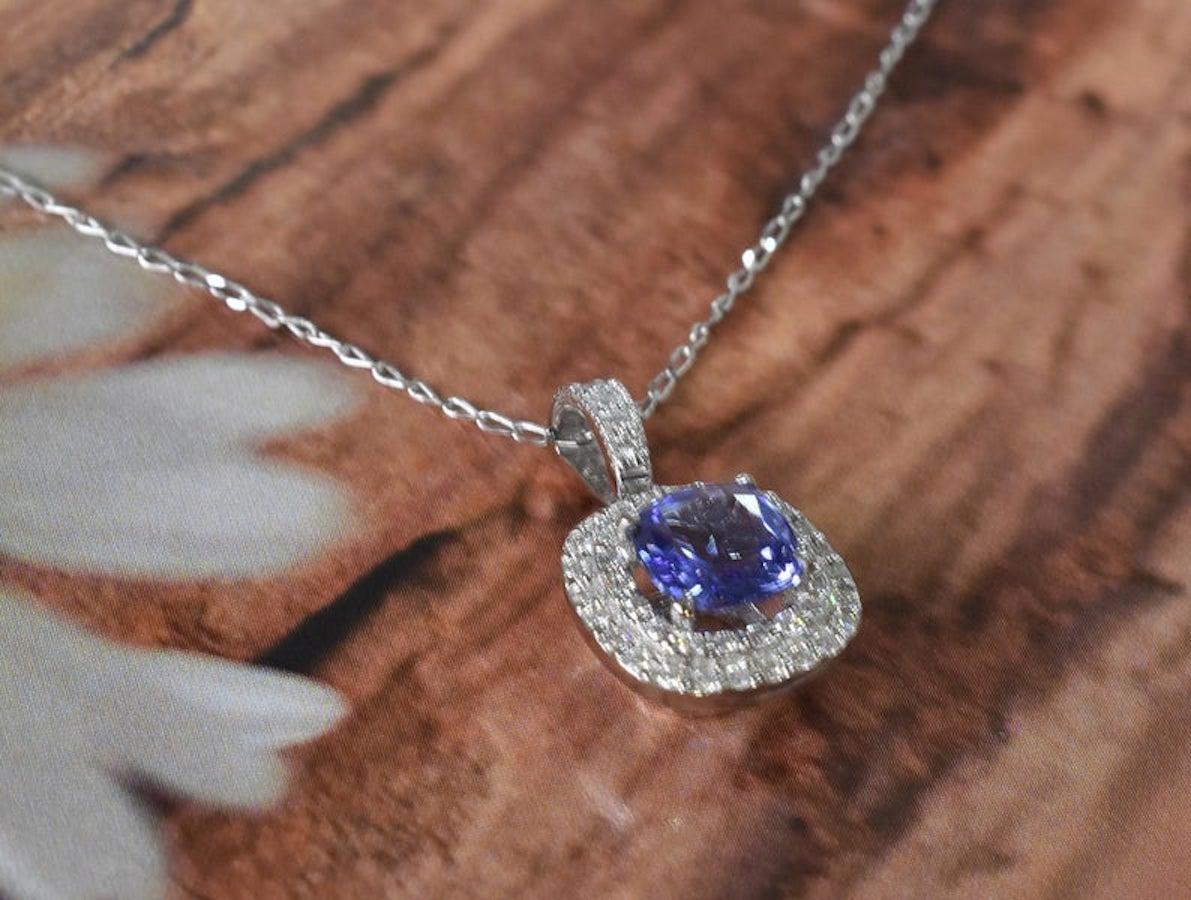 Antique Cushion Cut 18 Karat White Gold Tanzanite Pendant With Natural Diamonds Natural AAA Quality  For Sale