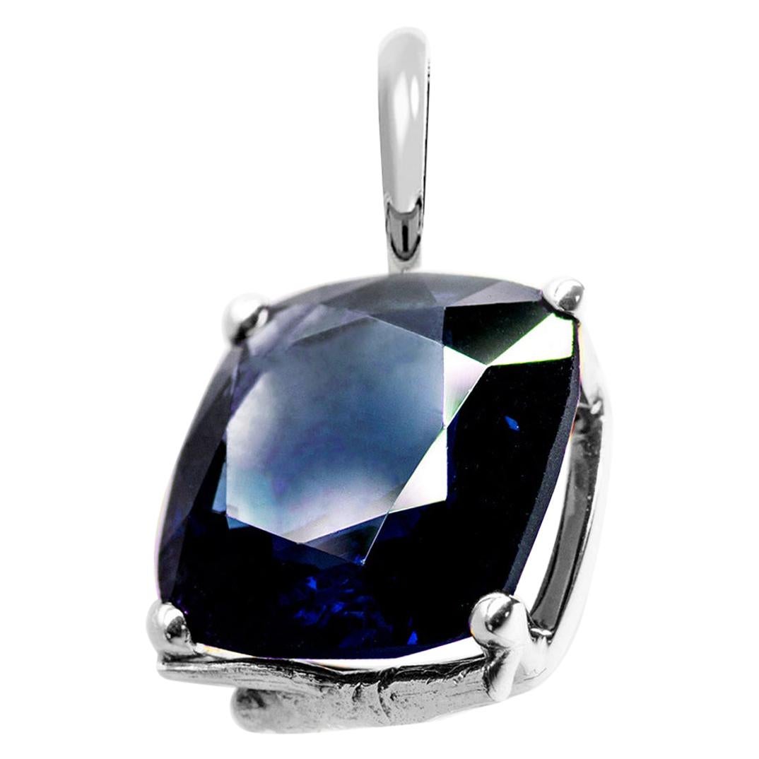 White Gold Tea Contemporary Pendant Necklace with Dark Blue Sapphire For Sale