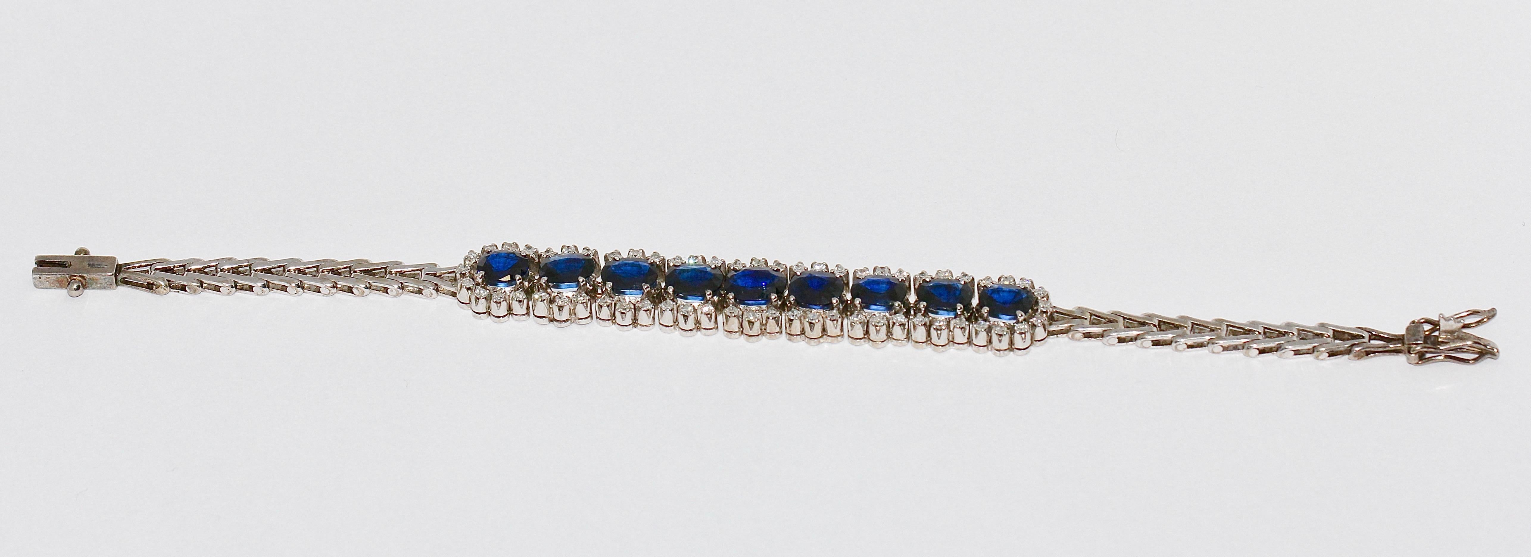 18 Karat White Gold Tennis Bracelet with Natural Blue Sapphires and Diamonds For Sale 1