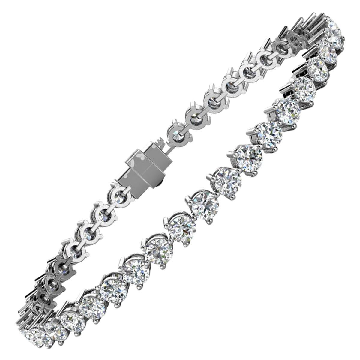 Bracelet tennis à trois griffes en or blanc 18 carats avec diamants de 7 carats