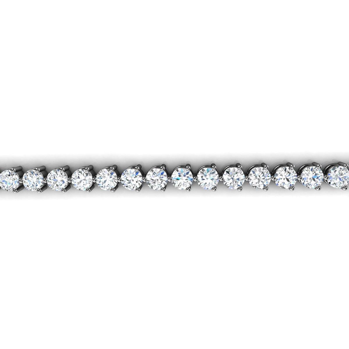 18 Karat Weißgold Diamant-Tennisarmband mit drei Zacken '8 Karat' im Zustand „Neu“ im Angebot in San Francisco, CA