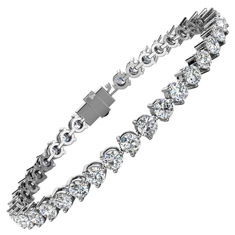 Bracelet tennis à trois griffes en or blanc 18 carats avec diamants de 8 carats