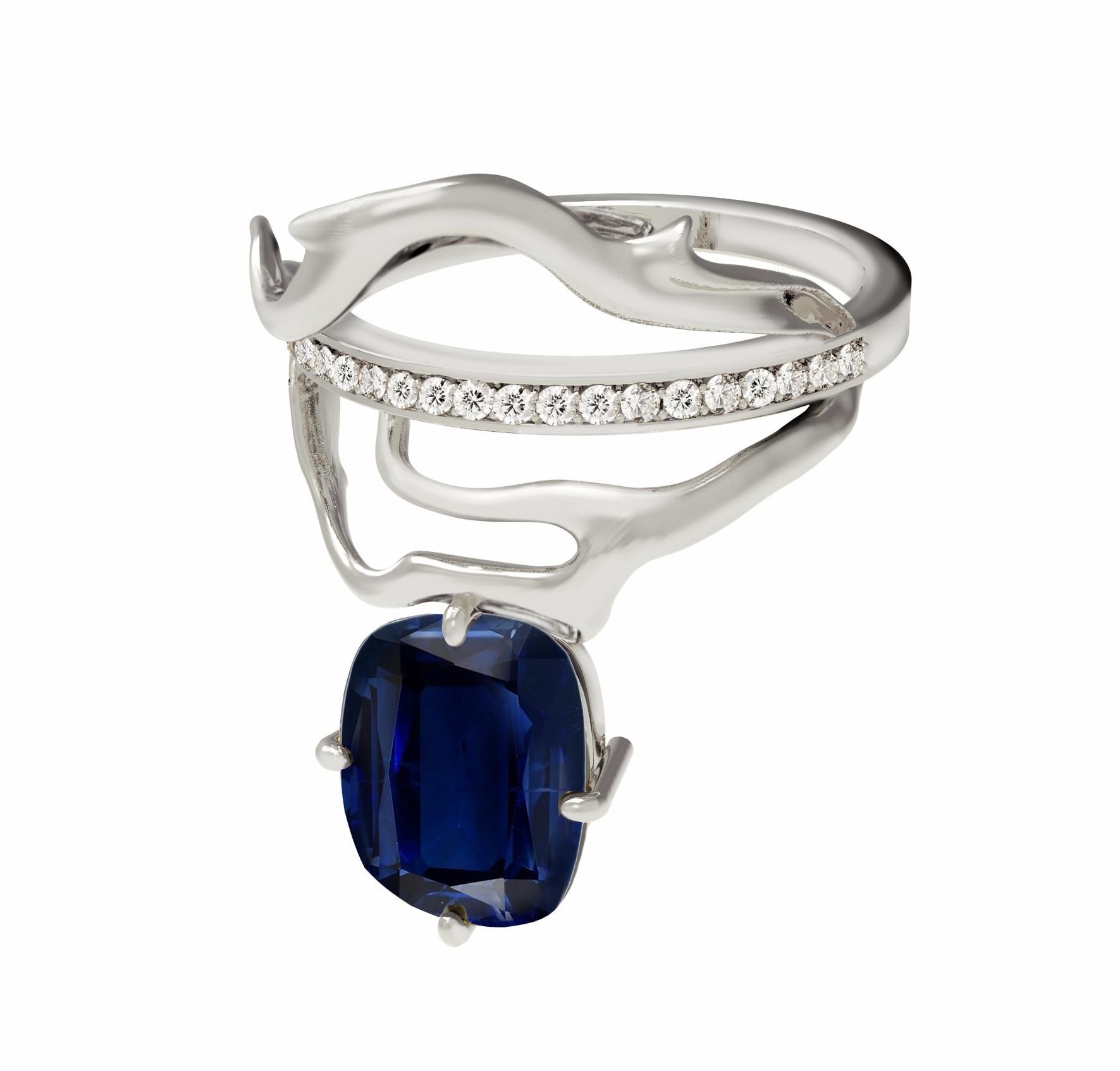 Antique Cushion Cut Eighteen Karat White Gold Cocktail Ring with Sapphire and Diamonds For Sale