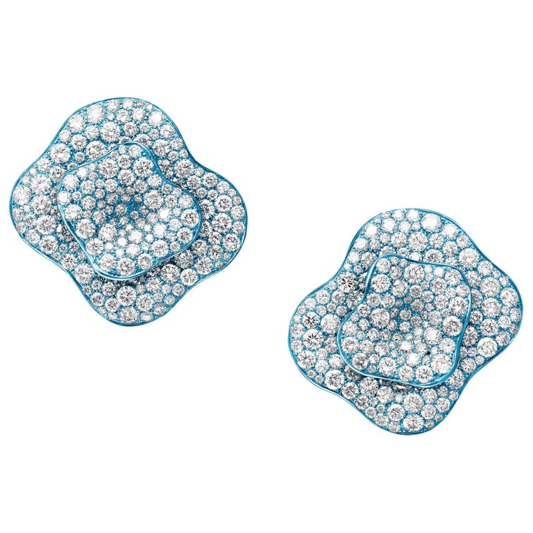 Kilimanjaro white gold, titanium and white diamond earrings, 2018
