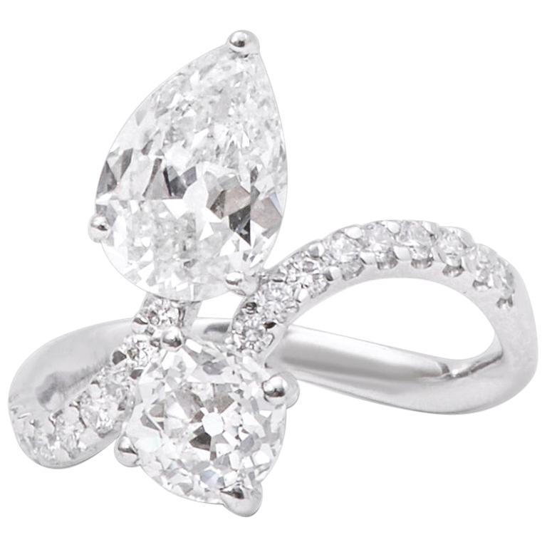 18 Karat White Gold 'Toi et Moi' Old Cut Diamond Solitaire Ring