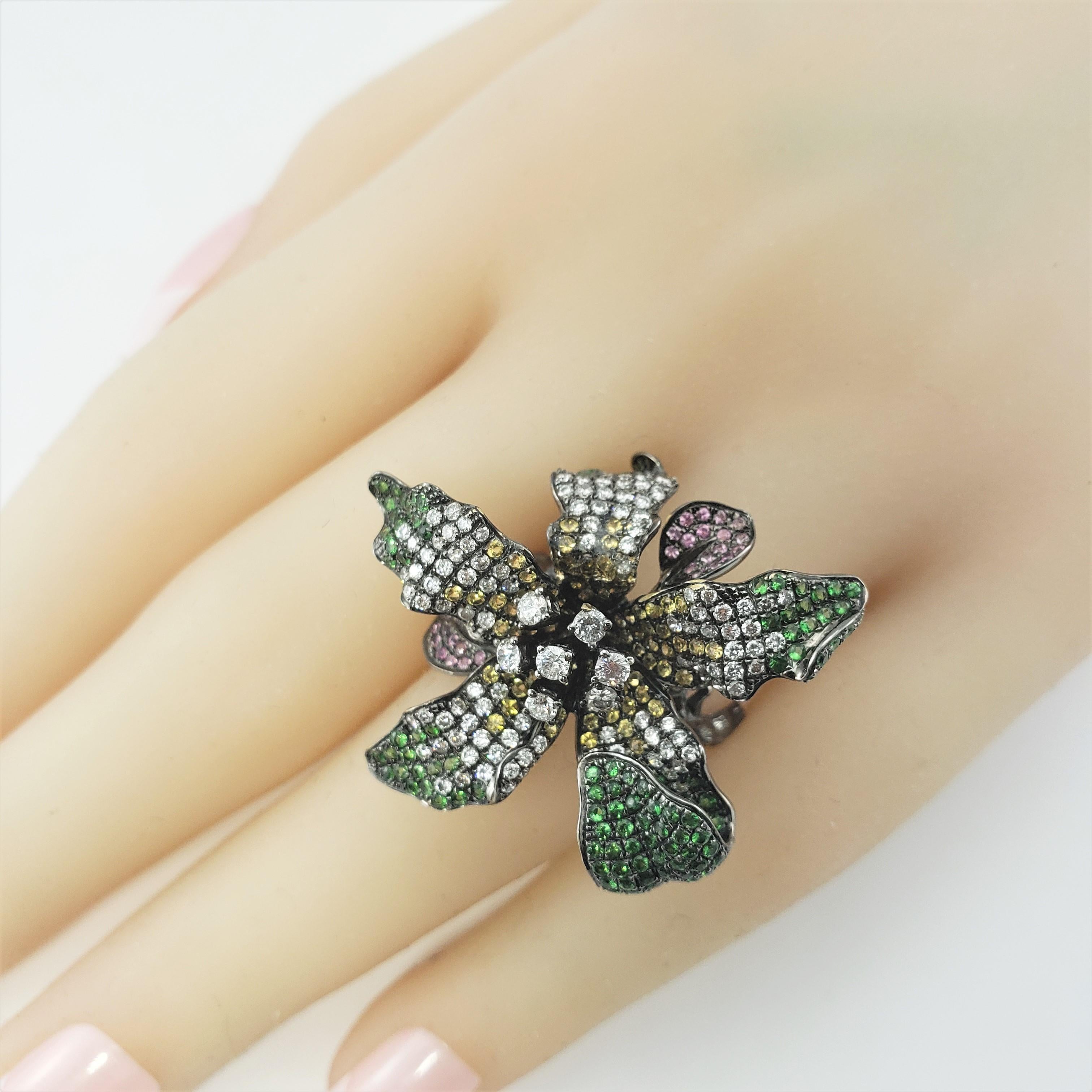 18 Karat White Gold Tourmaline and Diamond Flower Ring  6