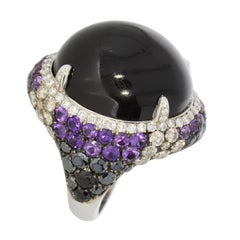 18 Karat White Gold Venice Cabochon Onyx and Diamonds Cocktail Ring