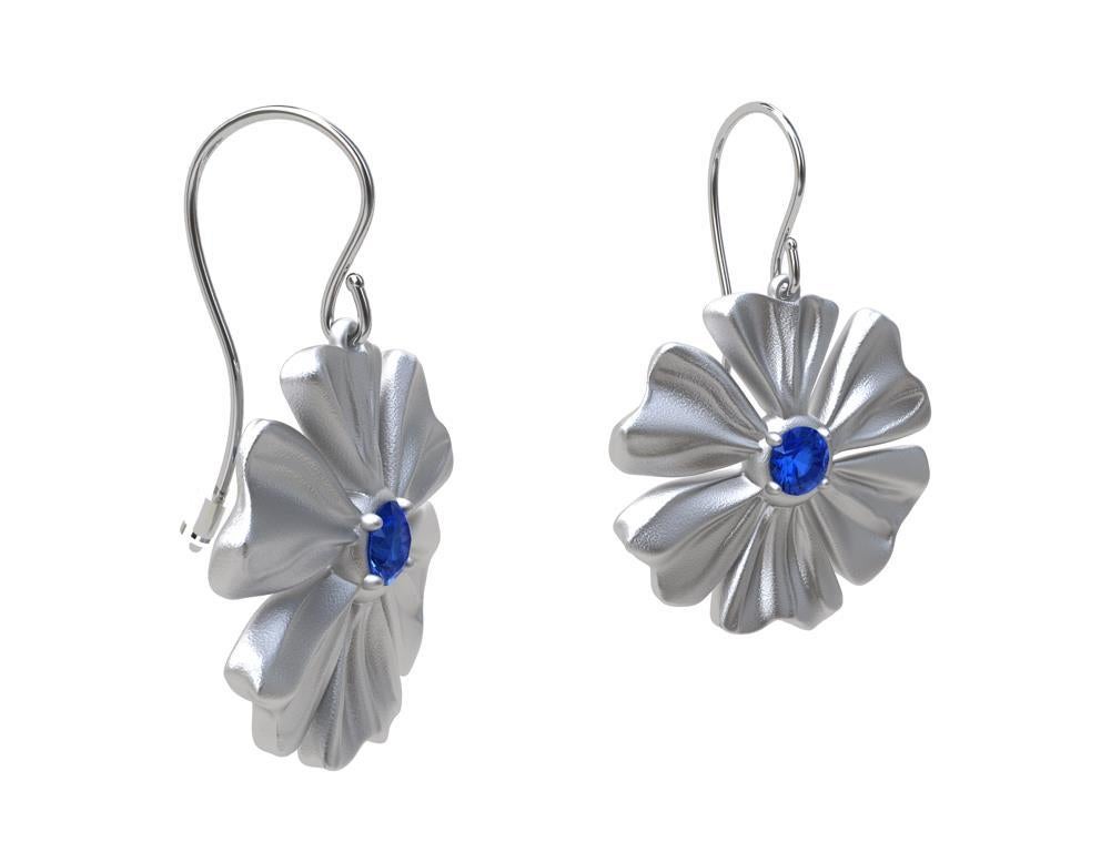 Sterling Rhodium White  6 Petal Star Flower with Blue Sapphires In New Condition For Sale In New York, NY