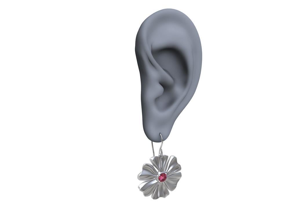 Rhodium White 6 Heart Petals Flower with Pink Sapphires In New Condition For Sale In New York, NY