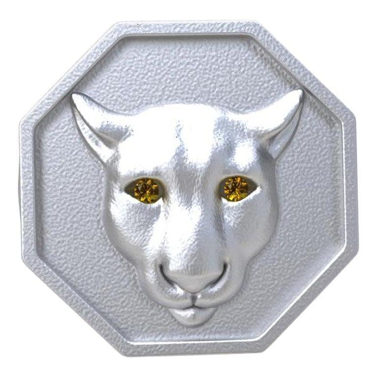 En vente :  Bague sigillaire Colorado Cougar en or blanc 18 carats vermeil et yeux en saphir jaune 2