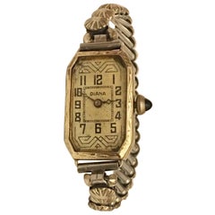 18 Karat White Gold Vintage 1920s Hand-Winding Swiss Made Cocktail Watch