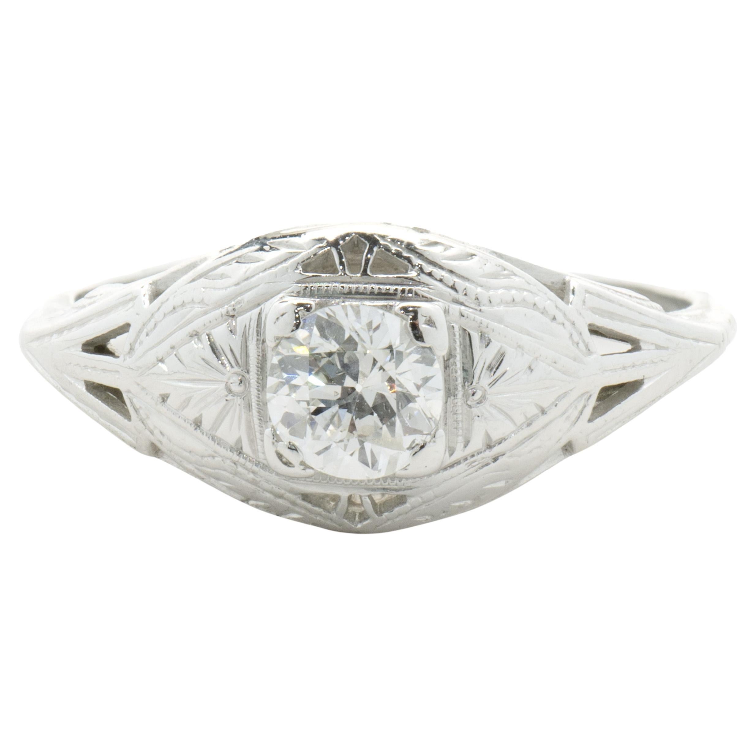 18 Karat White Gold Vintage Art Deco Diamond Engagement Ring For Sale