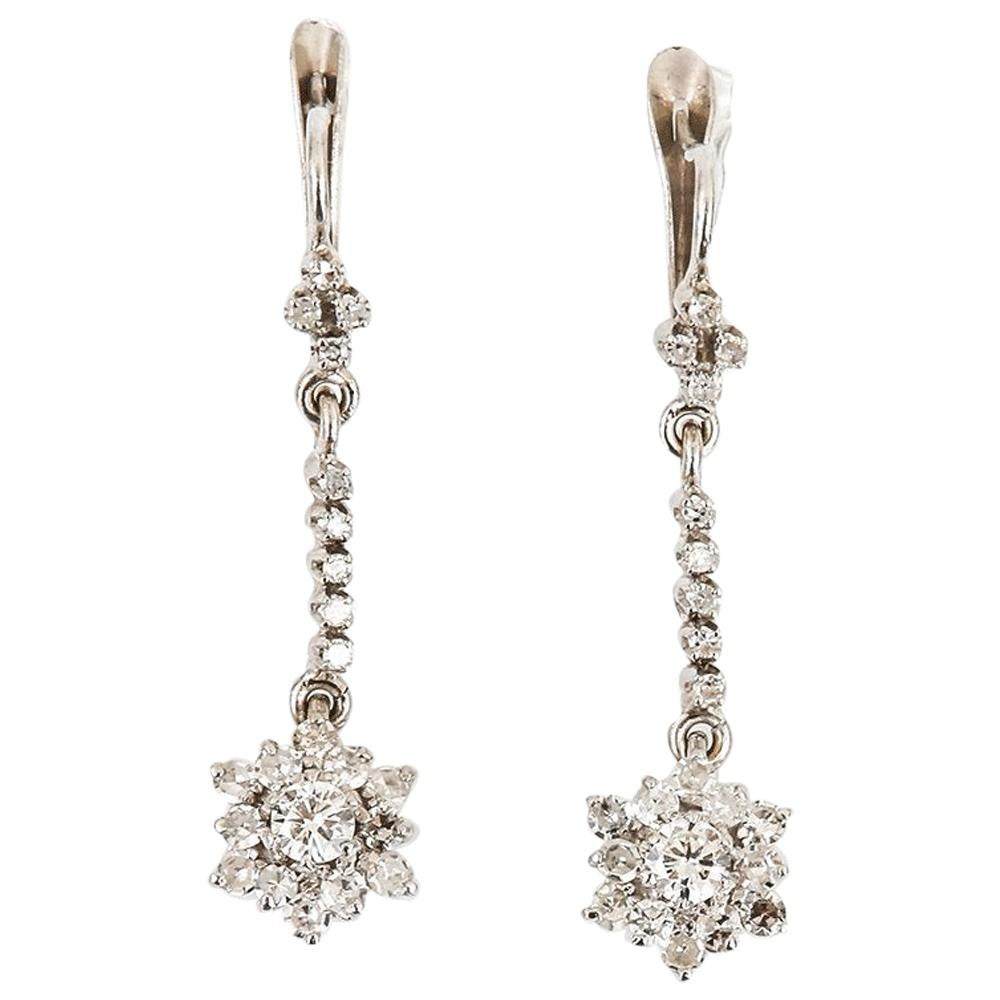 18 Karat White Gold Vintage Diamond Drop Daisy Cluster Earrings 0.75 Carat