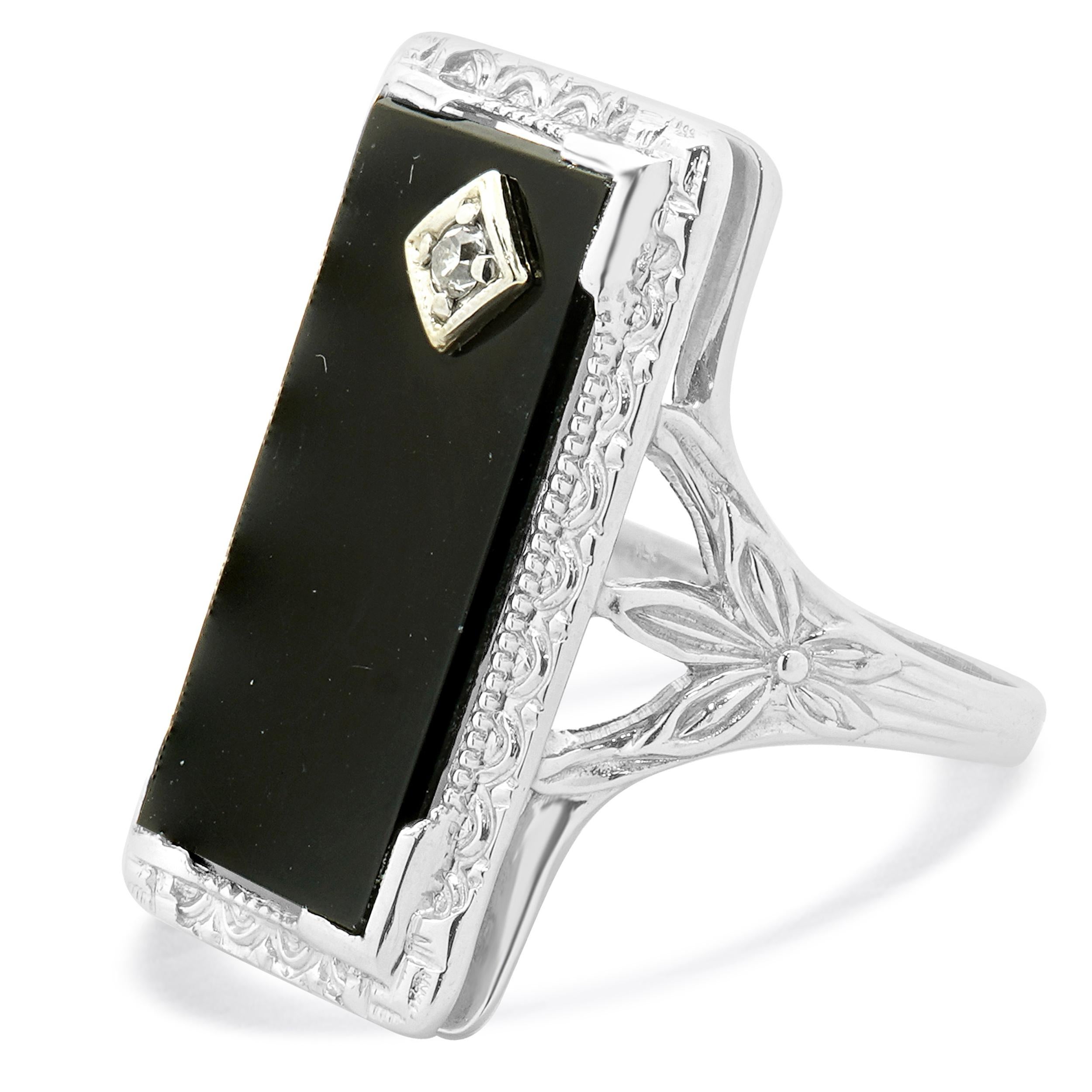 Material: 18K white gold
Diamond: 1 round cut = 0.02cttw
Color: H
Clarity: SI1
Ring Size: 4 (please allow up to 2 additional business days for sizing requests)
Weight: 4.08 grams
