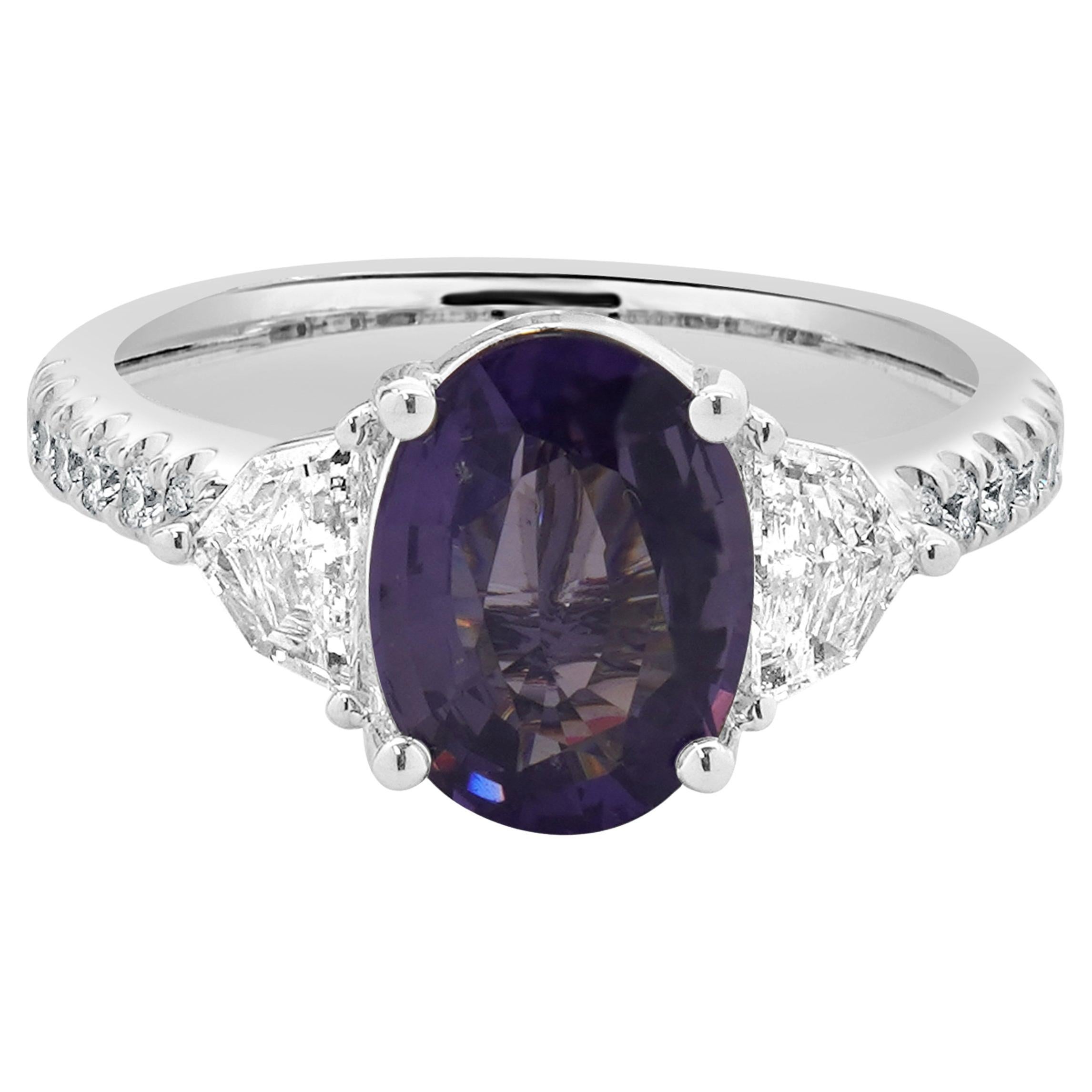 18 Karat White Gold Violet No Heat Ceylon Sapphire and Diamond Ring