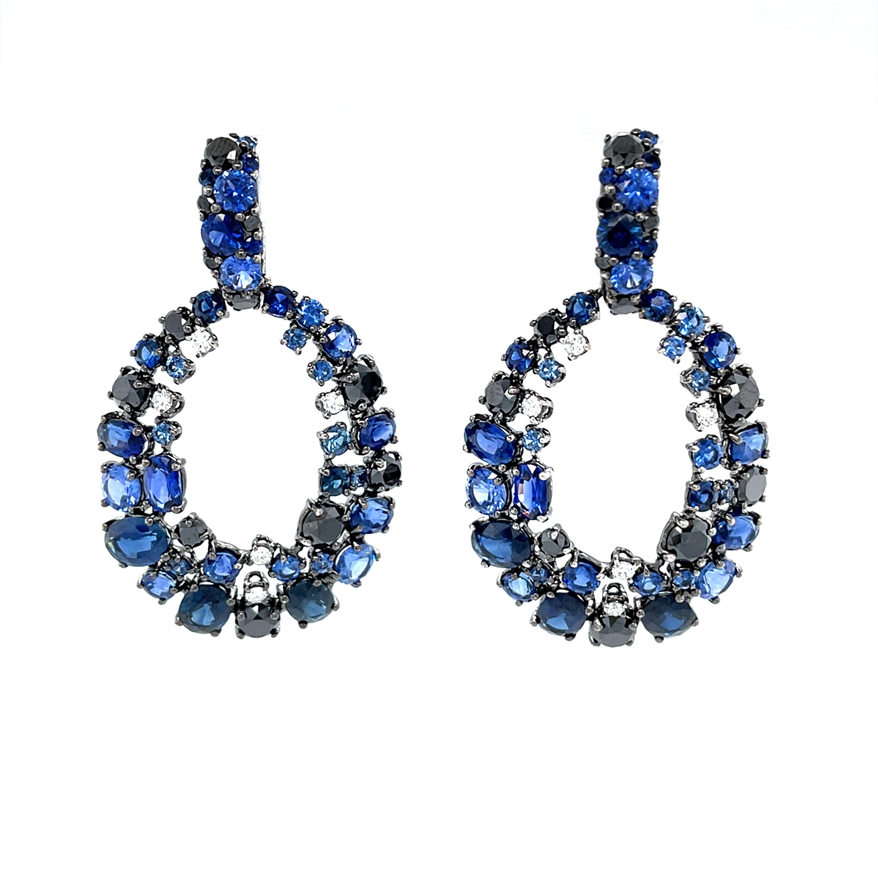 Women's 18 Karat White Gold White Black Diamonds Blue Sapphires Chandelier Earrings For Sale
