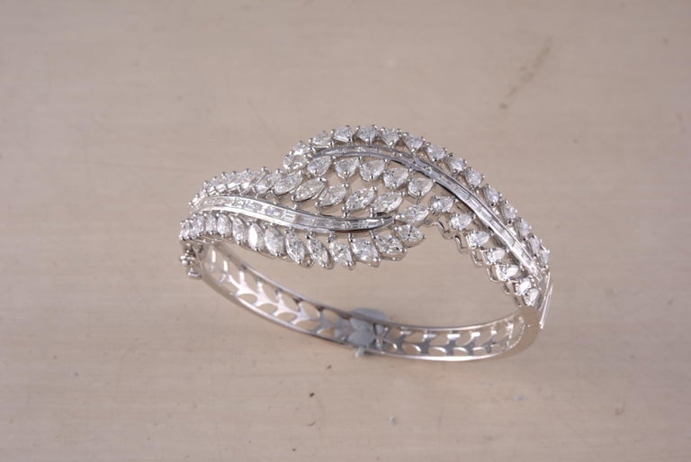 Mixed Cut 18 Karat White Gold White Diamond Bangle Bracelet For Sale