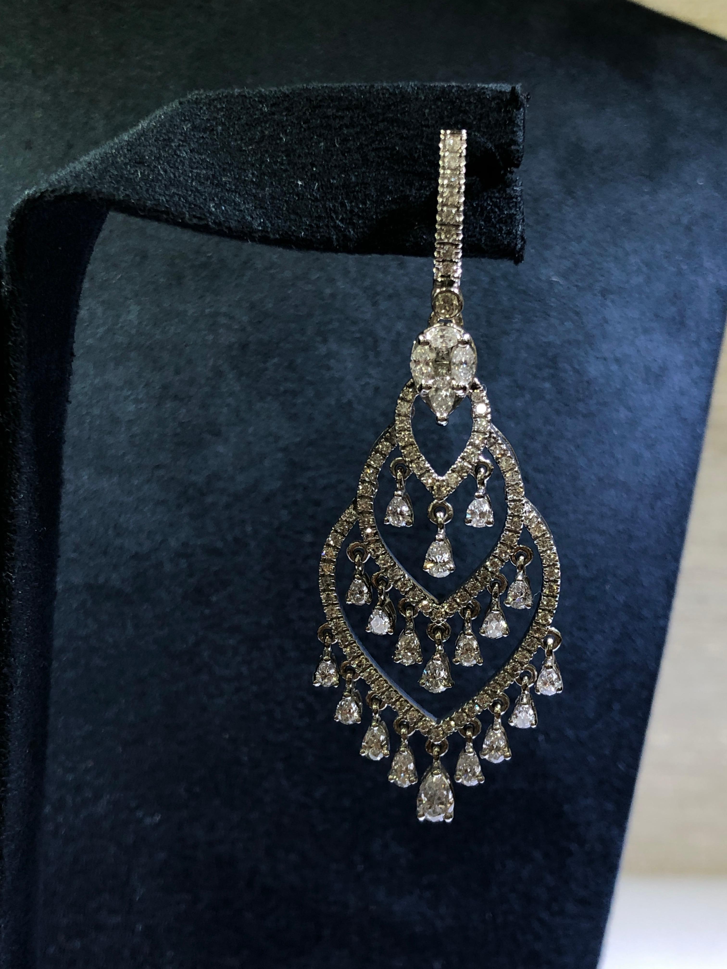 Modern 18 Karat White Gold White Diamond Chandelier Drop Earrings For Sale