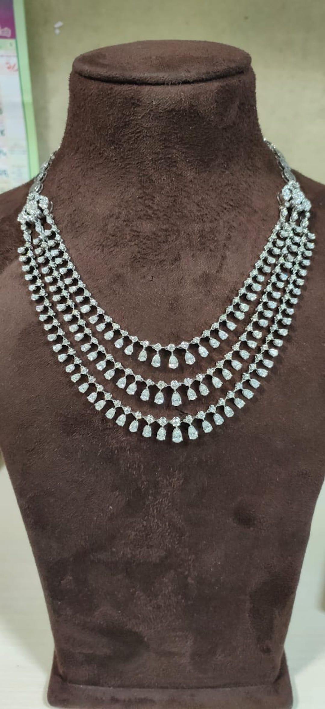 Mixed Cut 18 Karat White Gold White Diamond Drop Necklace For Sale