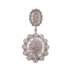 18 Karat Weißgold Weißer Diamant-Sonnenblumen-Baguette-Ohrring