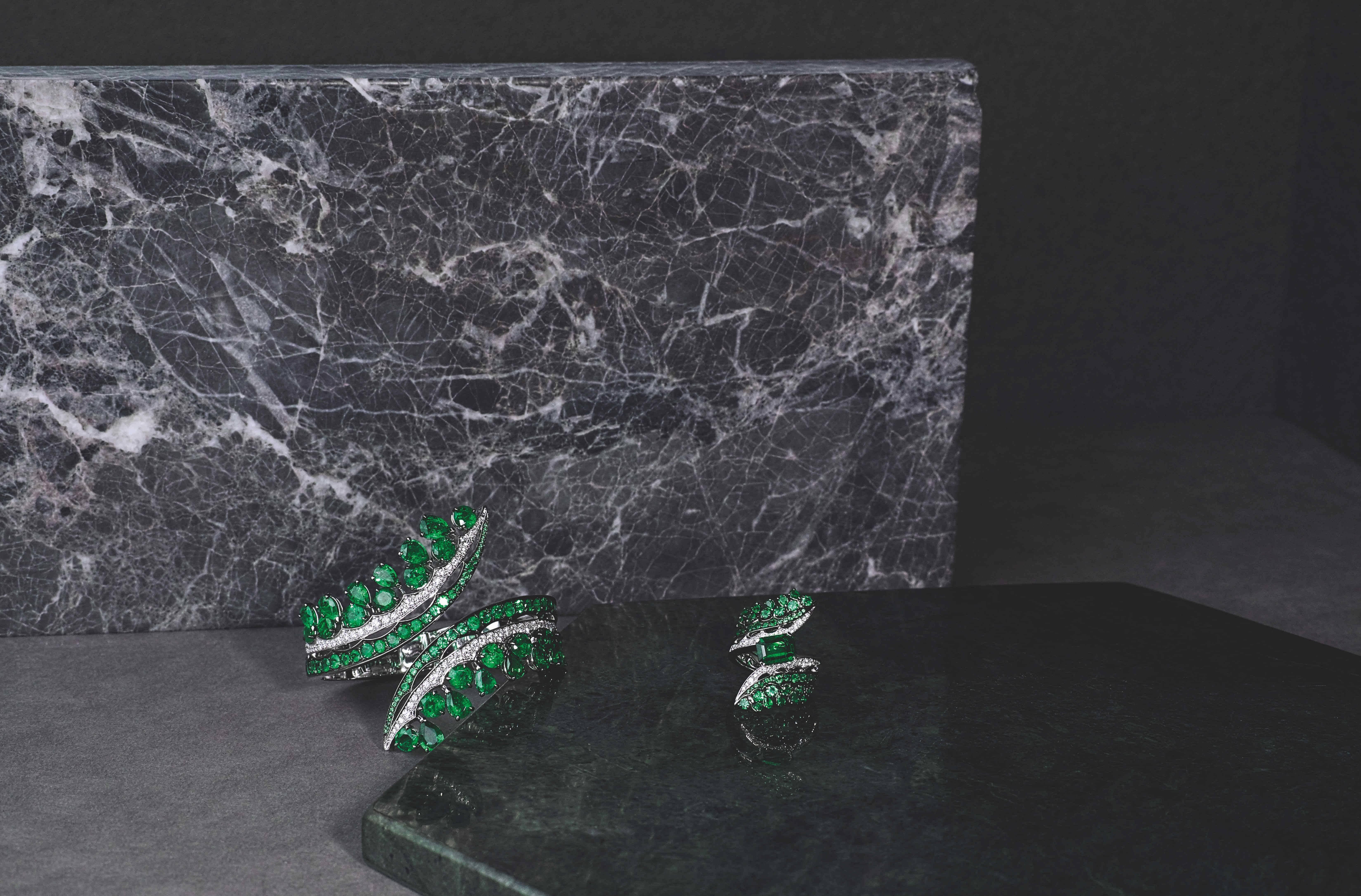 18 Karat White Gold, White Diamonds and Ethically Sourced Emeralds Bracelet 2