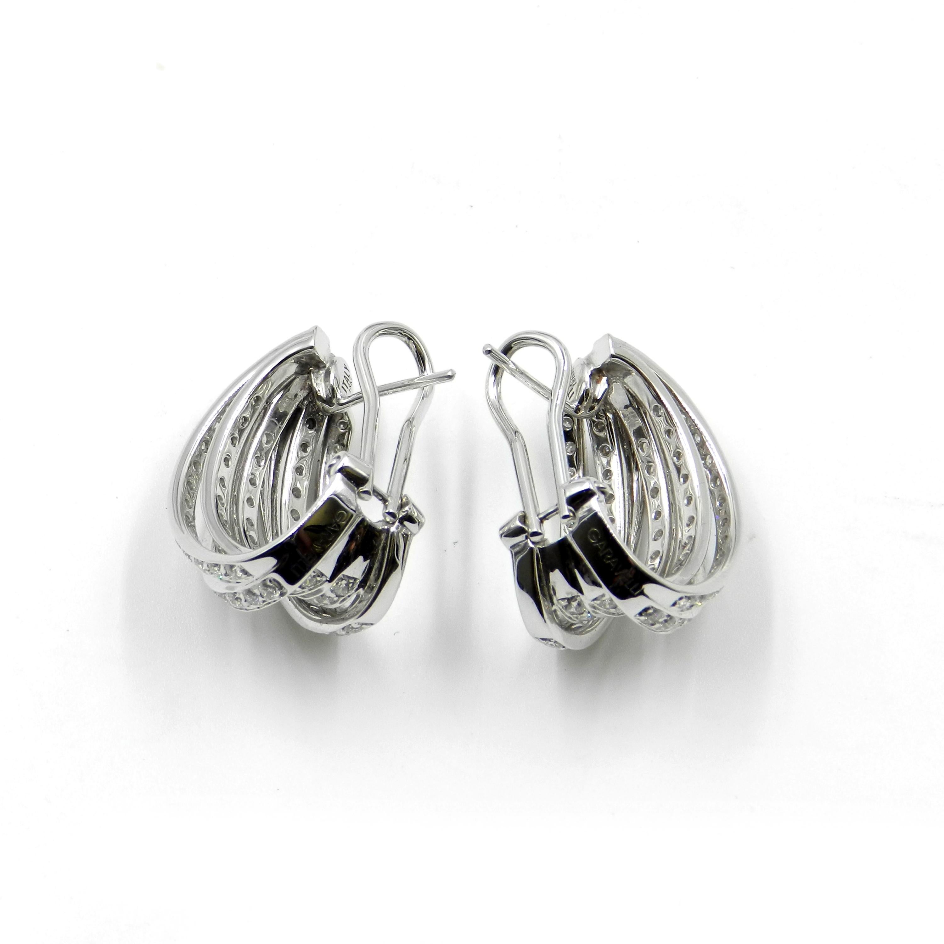 Contemporary 18 Karat White Gold White Diamonds Garavelli Earrings