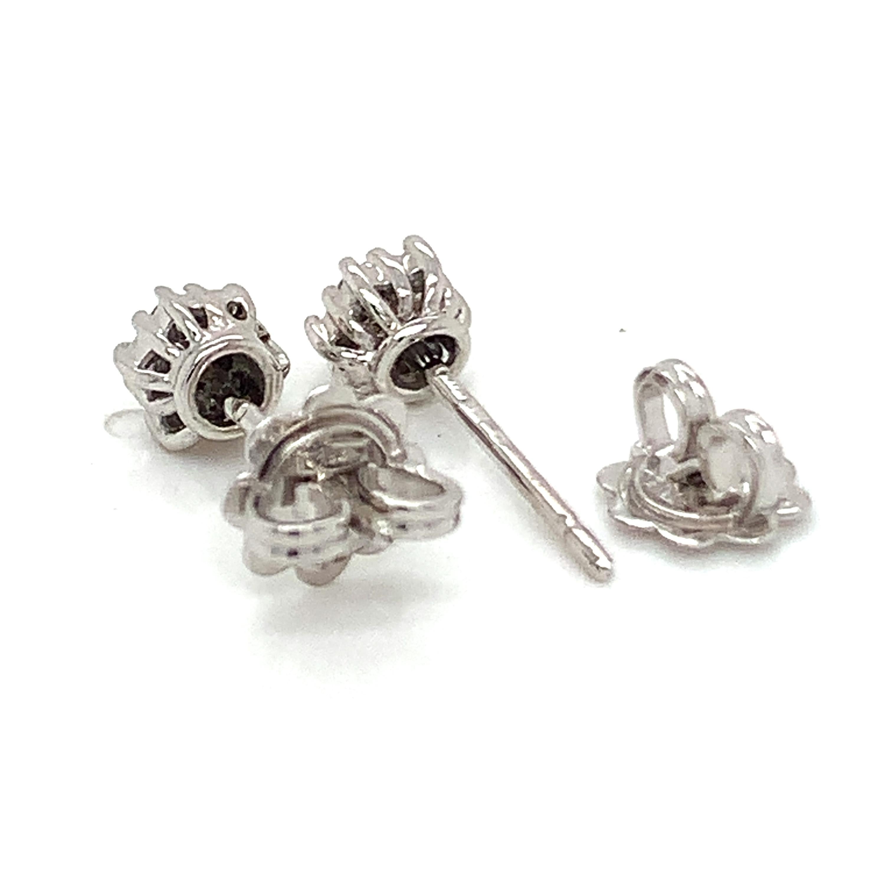 Orecchini a perno in oro bianco 18 carati con diamanti bianchi Garavelli Flower in vendita 2