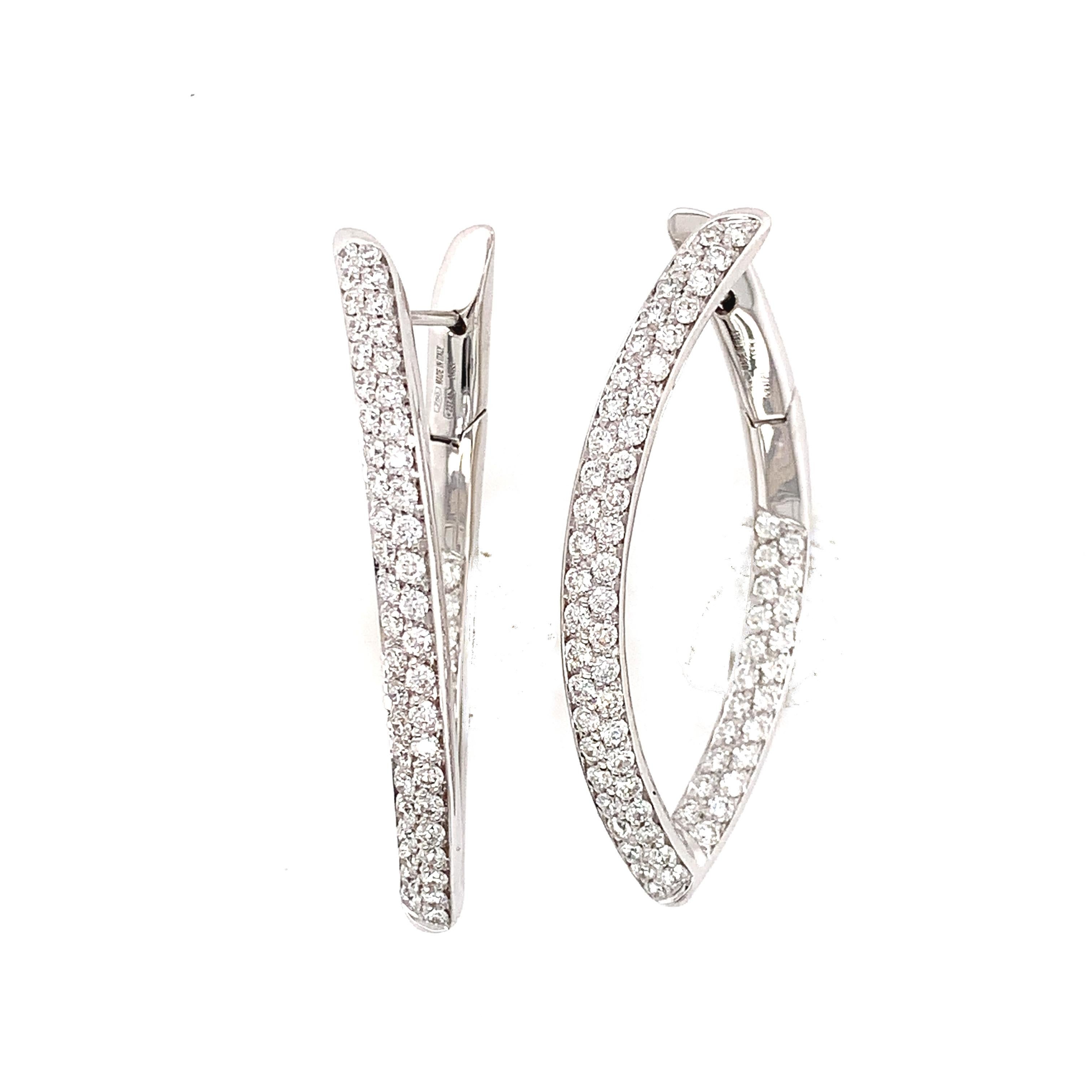 Round Cut 18 Karat White Gold White Diamonds Garavelli Marquees Shape Hoops Earrings For Sale