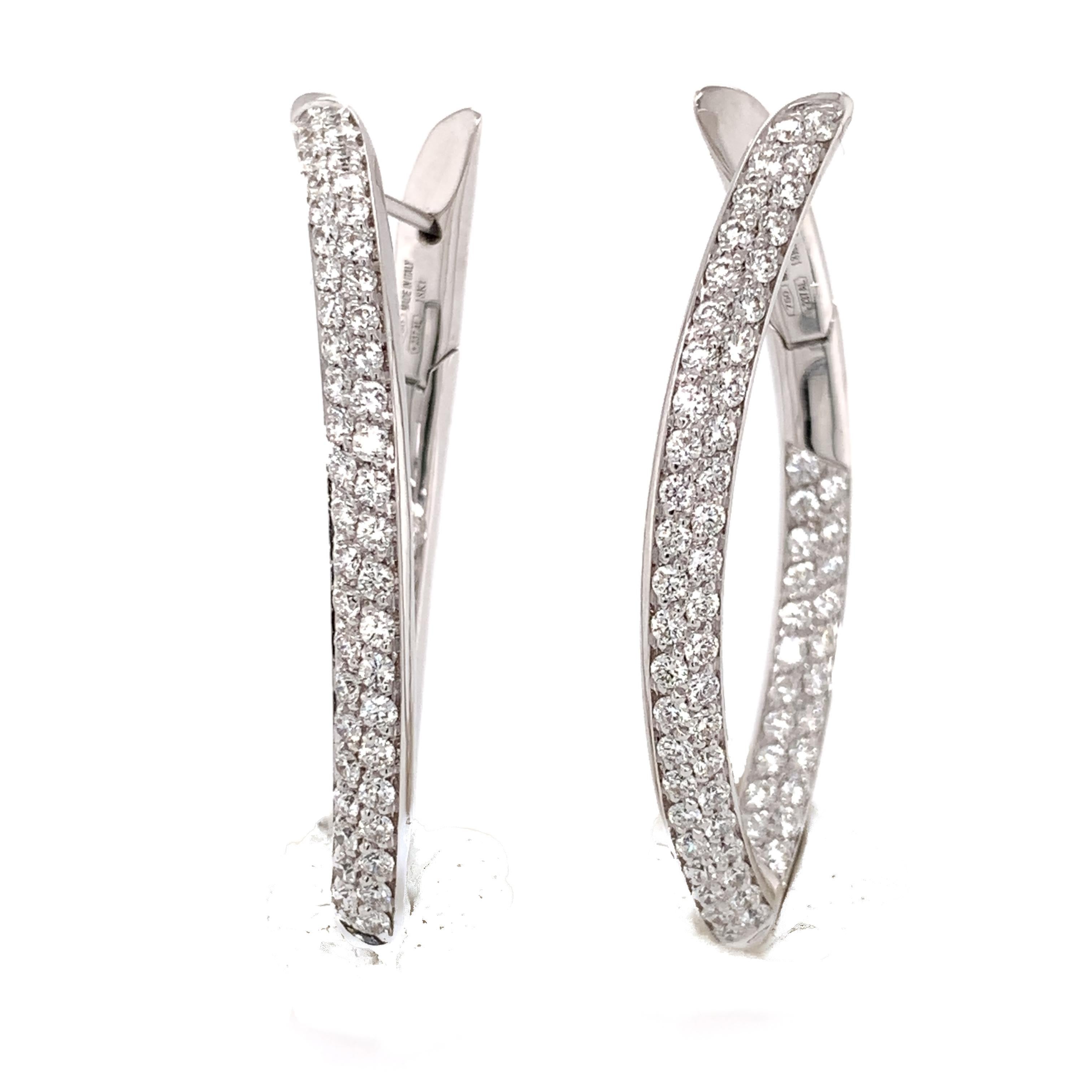 Women's or Men's 18 Karat White Gold White Diamonds Garavelli Marquees Shape Hoops Earrings For Sale