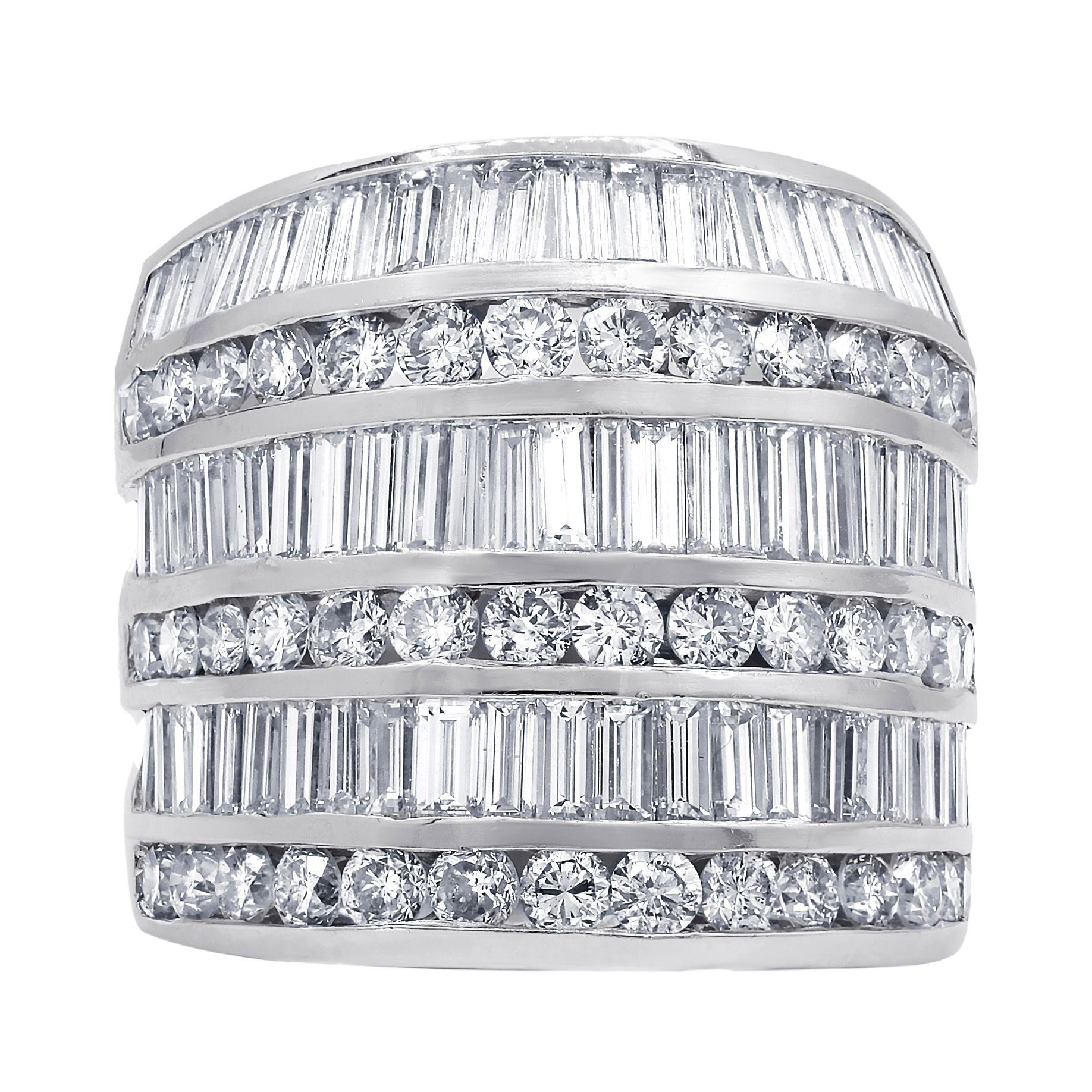 Modern Diana M. 18 kt White Gold Diamond Fashion Ring Adorned With Alternating Rows  For Sale