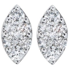 18 Karat White Gold with 14 White Brilliants Tear Drop Stud Earrings 18 Karat White Gold with 14 White Brilliants Tear Drop Stud Earrings