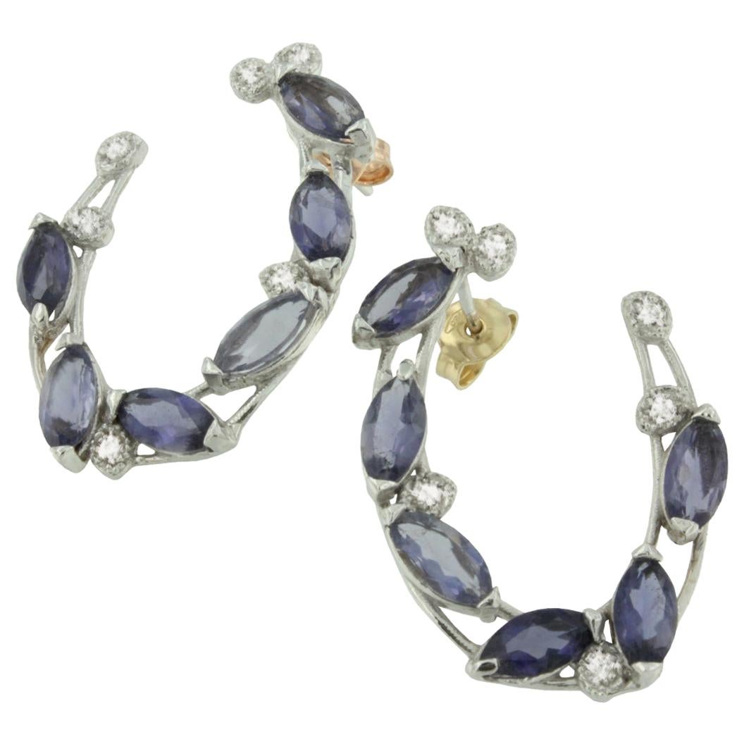 Boucles d'oreilles en or blanc 18 carats avec iolite et diamants blancs