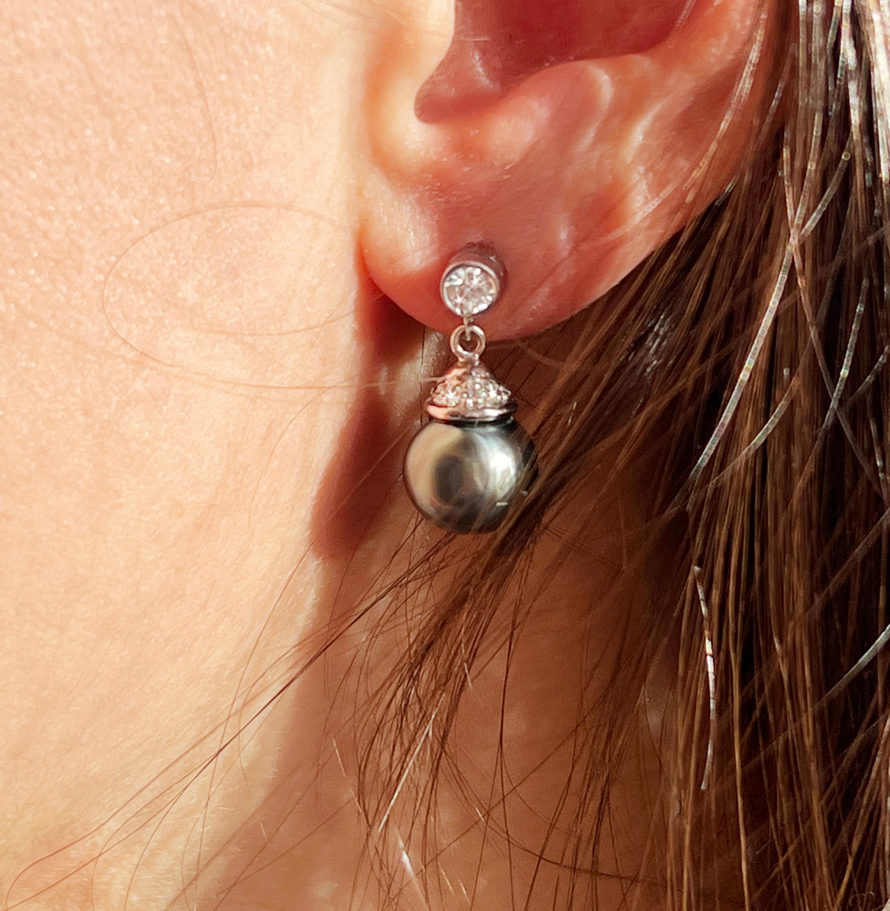 18 Karat Weißgold mit Tahiti-Perlen und weißen Diamanten Erstaunliche Ohrringe (Moderne) im Angebot