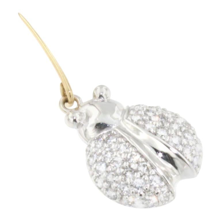 18 Karat White Gold with White Diamonds Brooch For Sale