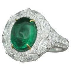 18 Karat White Gold Zambian Emerald 3.89 Carat Cabochon Diamond Cocktail Ring