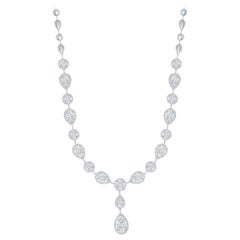 18 Karat Pear Shaped Diamond Necklace 9 Carat