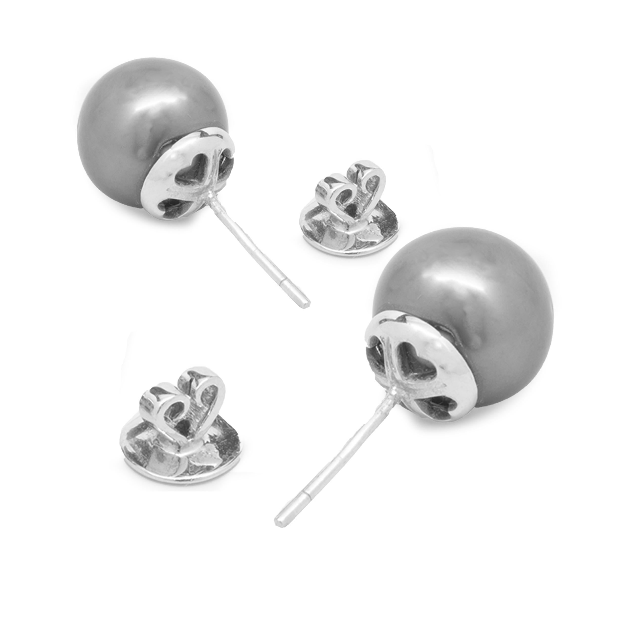 18 Karat White Tahitian Pearl Stud Earrings In Excellent Condition For Sale In Scottsdale, AZ