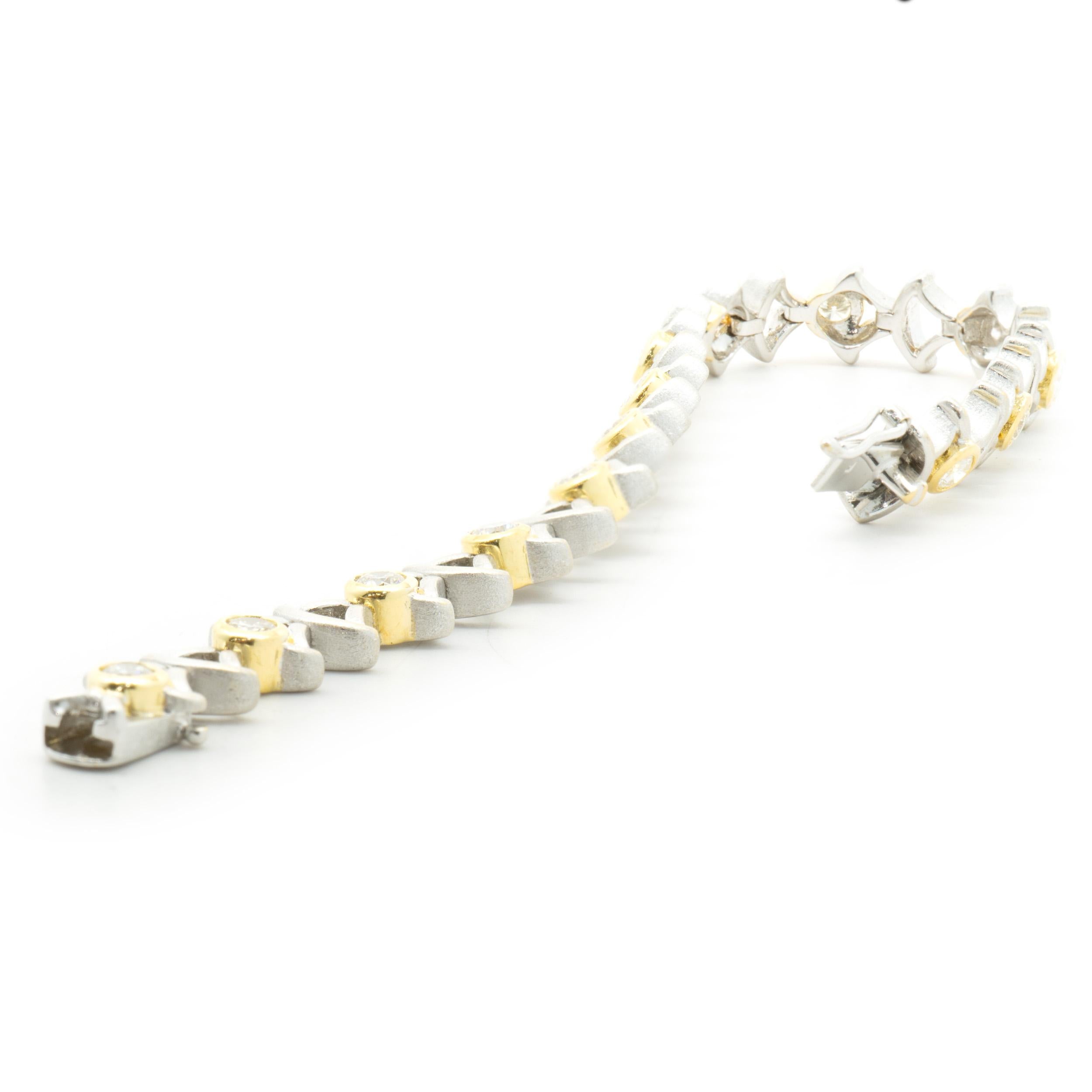 18 Karat White & Yellow Gold Bezel Set Diamond Link Bracelet In Excellent Condition In Scottsdale, AZ