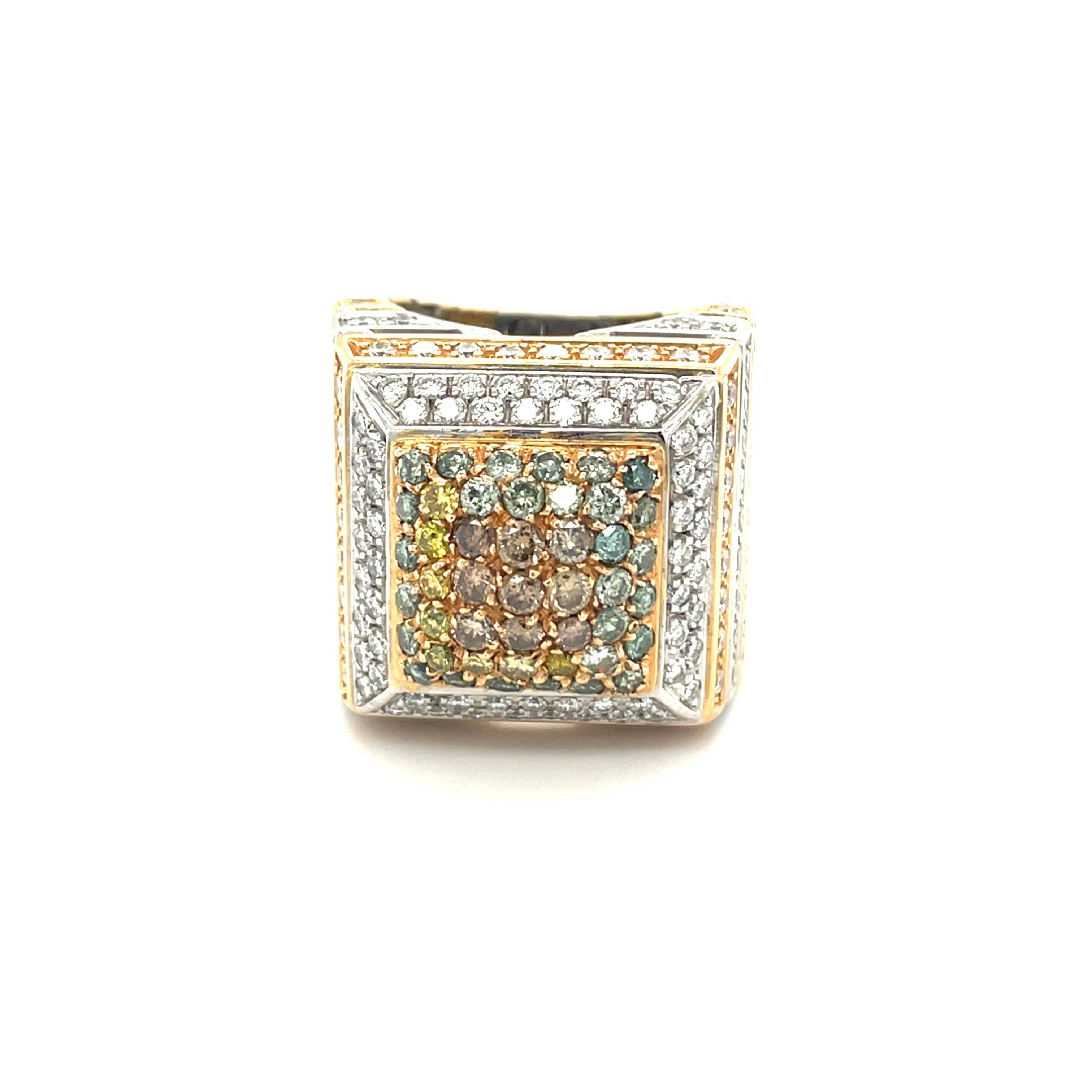 Round Cut 18 Karat White Yellow Gold Coloured Diamond Signet Ring For Sale