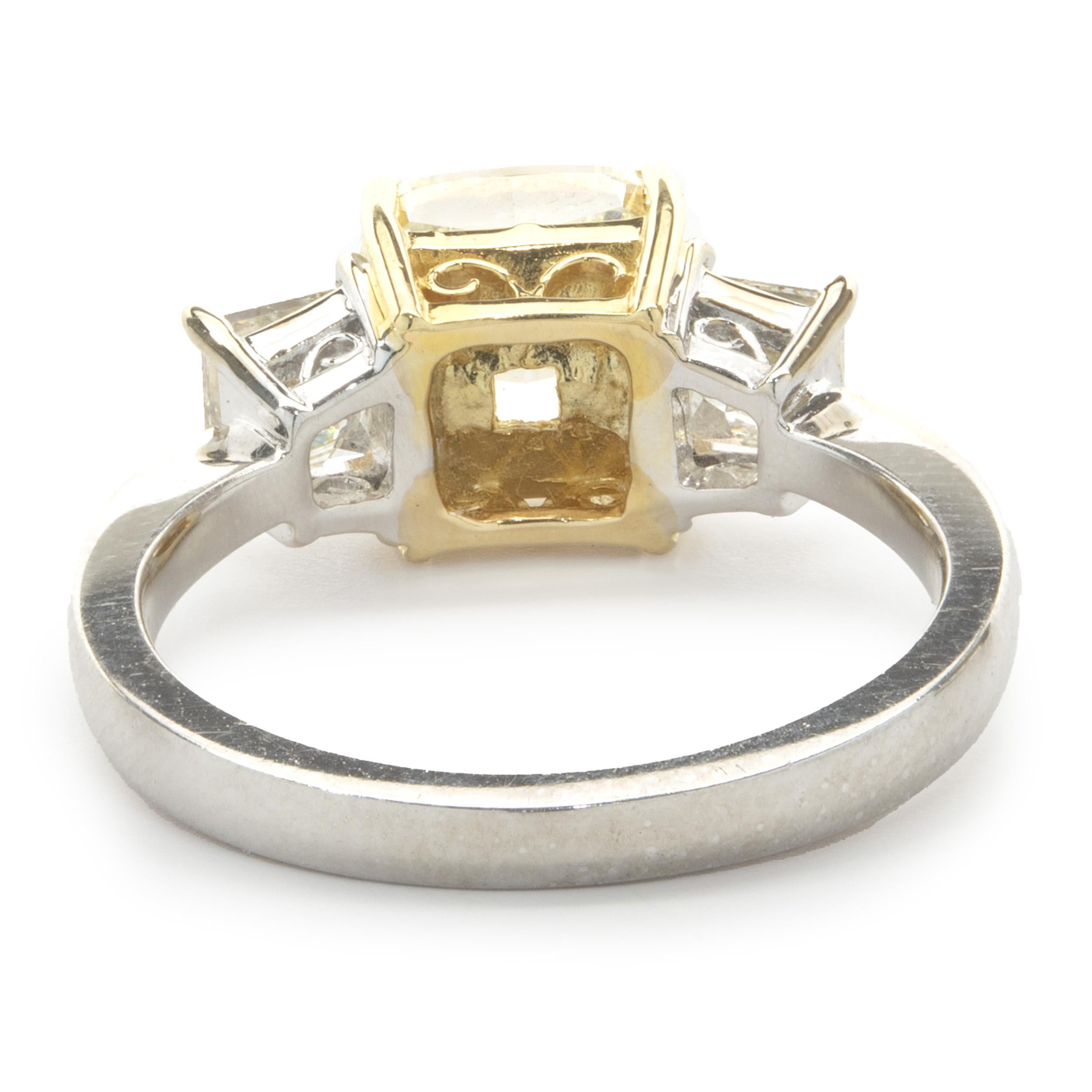 18 Karat White & Yellow Gold Cushion Cut Diamond Engagement Ring In Excellent Condition For Sale In Scottsdale, AZ
