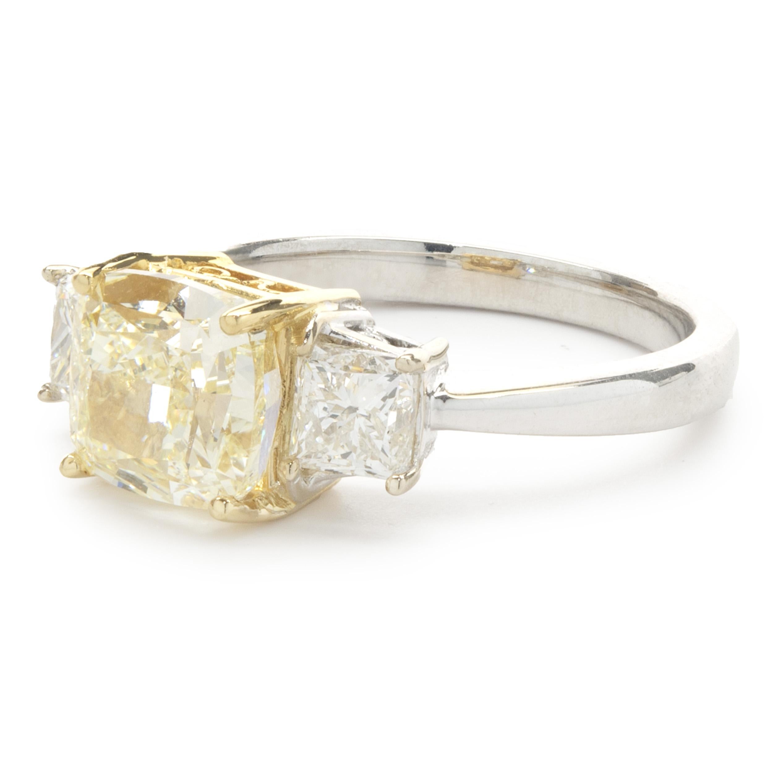 Women's 18 Karat White & Yellow Gold Cushion Cut Diamond Engagement Ring For Sale