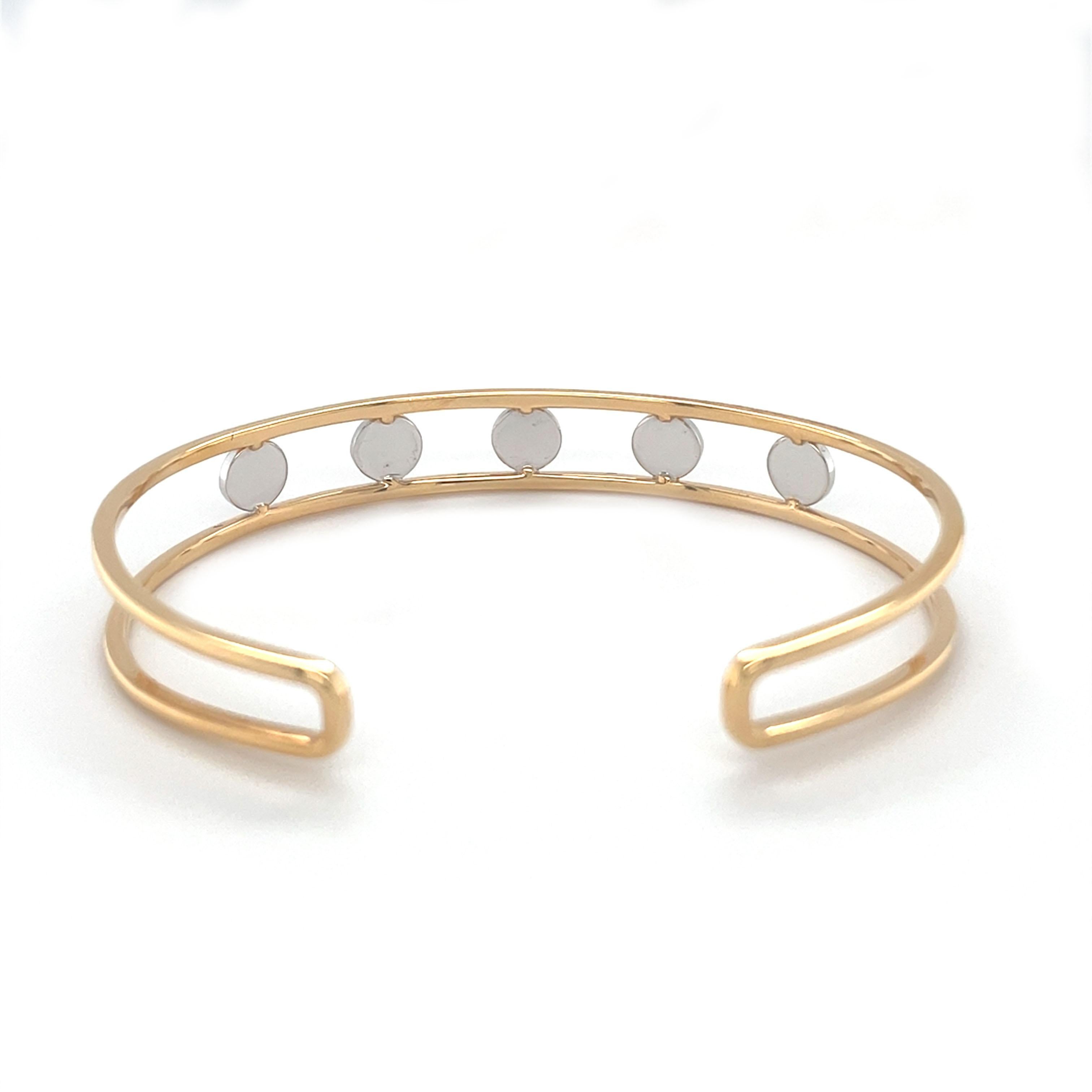 Contemporain Bracelet jonc en or jaune et blanc 18 carats avec diamants en vente