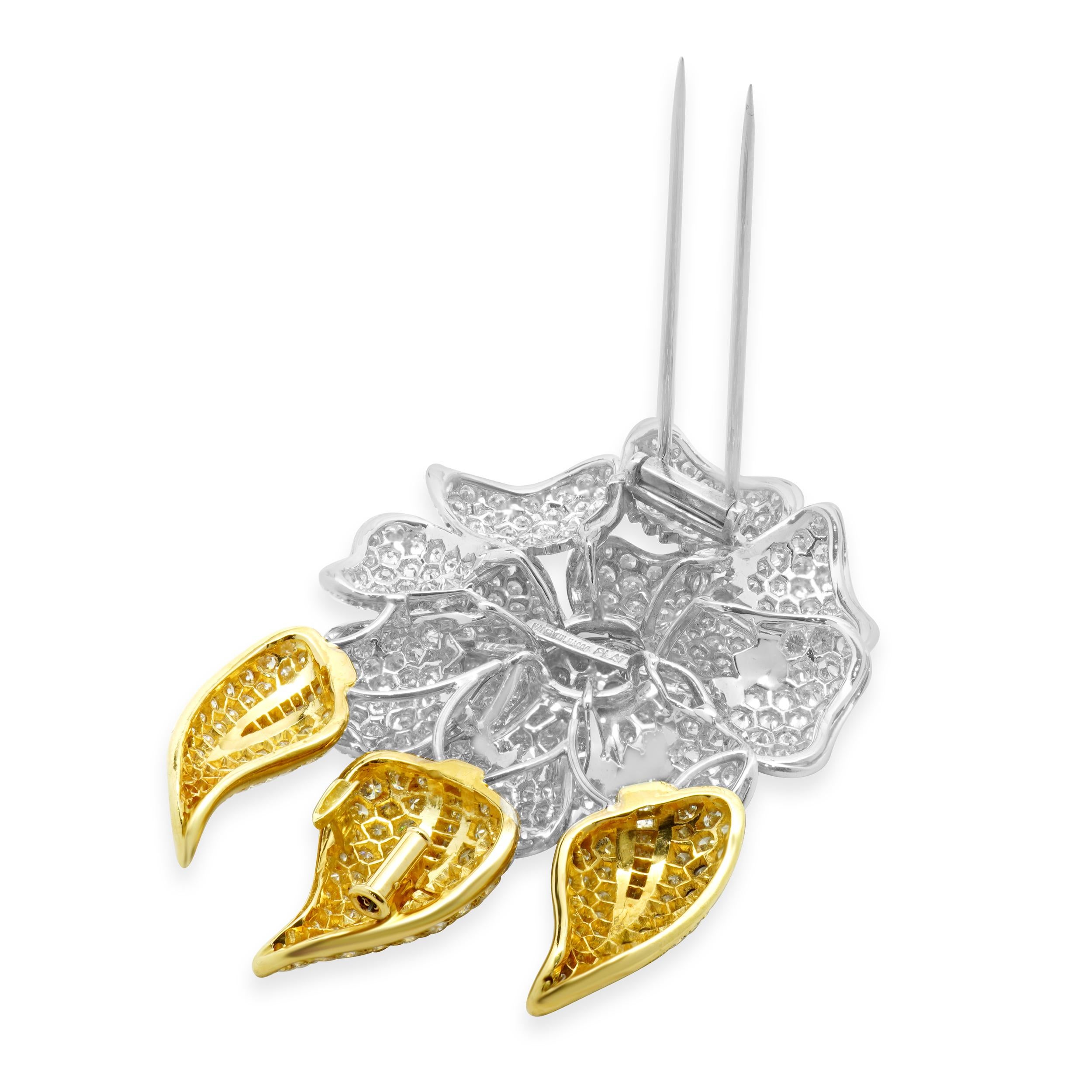 18 Karat White & Yellow Gold Fancy Yellow and White Pave Diamond Flower Pin In Excellent Condition For Sale In Scottsdale, AZ