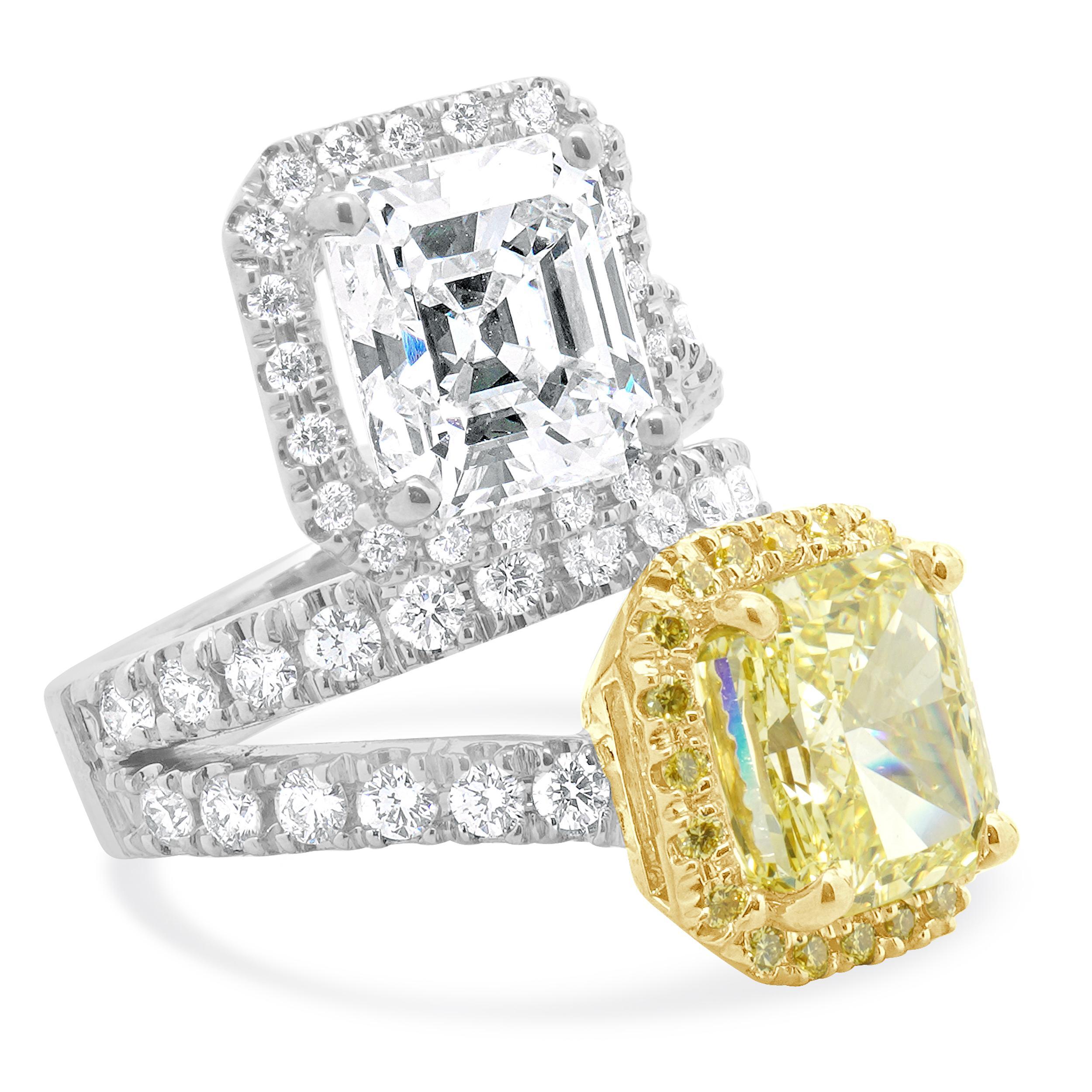 Designer: personalizzato
Materiale: oro bianco 18 carati
Diamante: 1 taglio radiante da 5,18 carati
Colore: Giallo fantasia
Chiarezza: VS1
Diamante: 1 taglio smeraldo = 4,08
Colore: F
Chiarezza: VS1
Diamante: 67 tagli tondi a brillante =