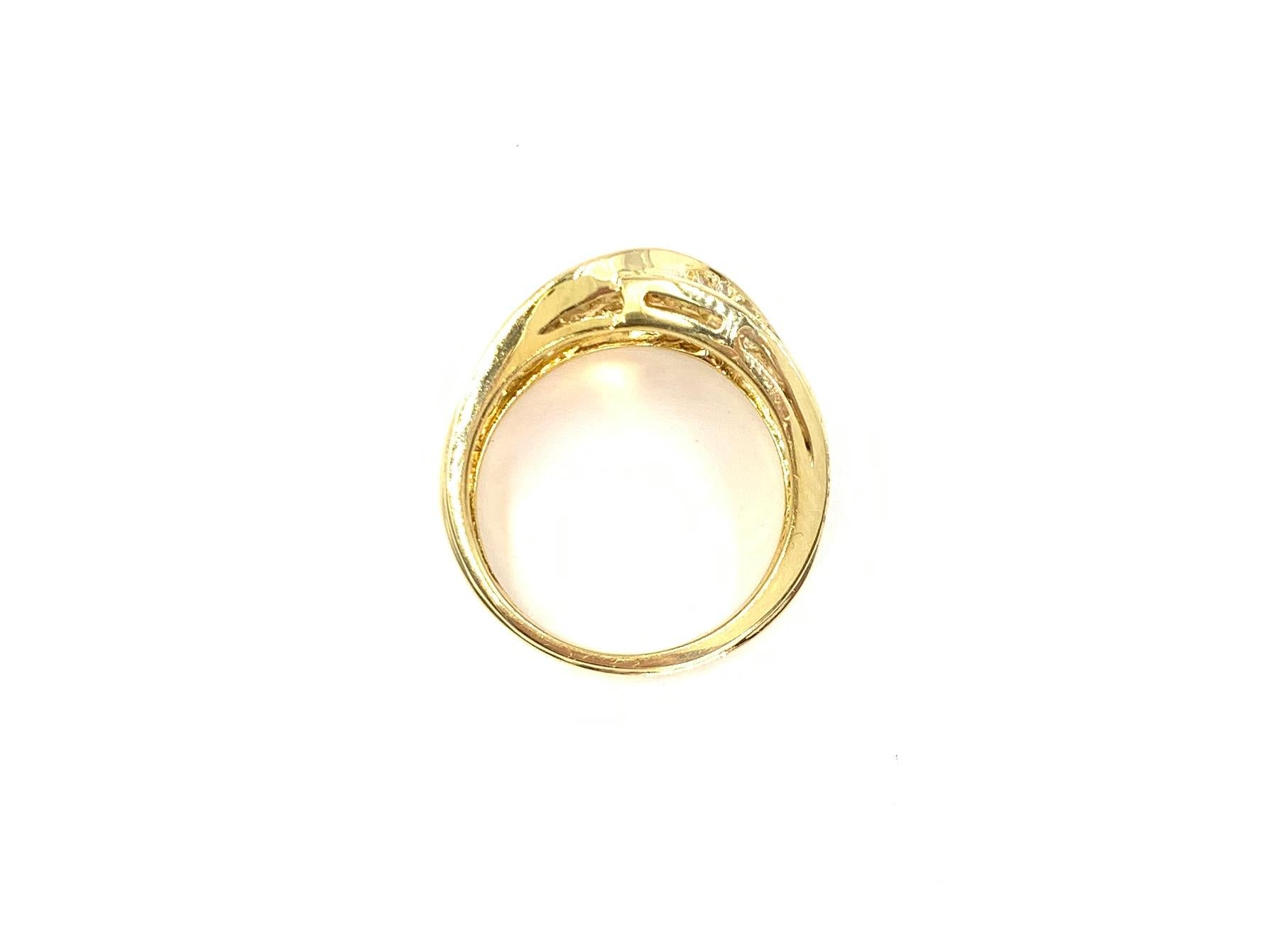 18 Karat Wide Baguette and Round Diamond Ring For Sale 2