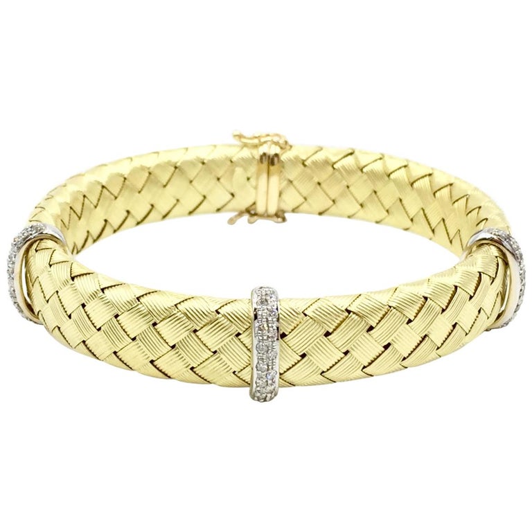 18 Karat Woven Gold Bracelet with Diamond Bars For Sale at 1stdibs
