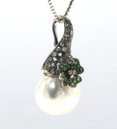 18 Karat Yellow and Black Gold South Sea Pearl Pendant